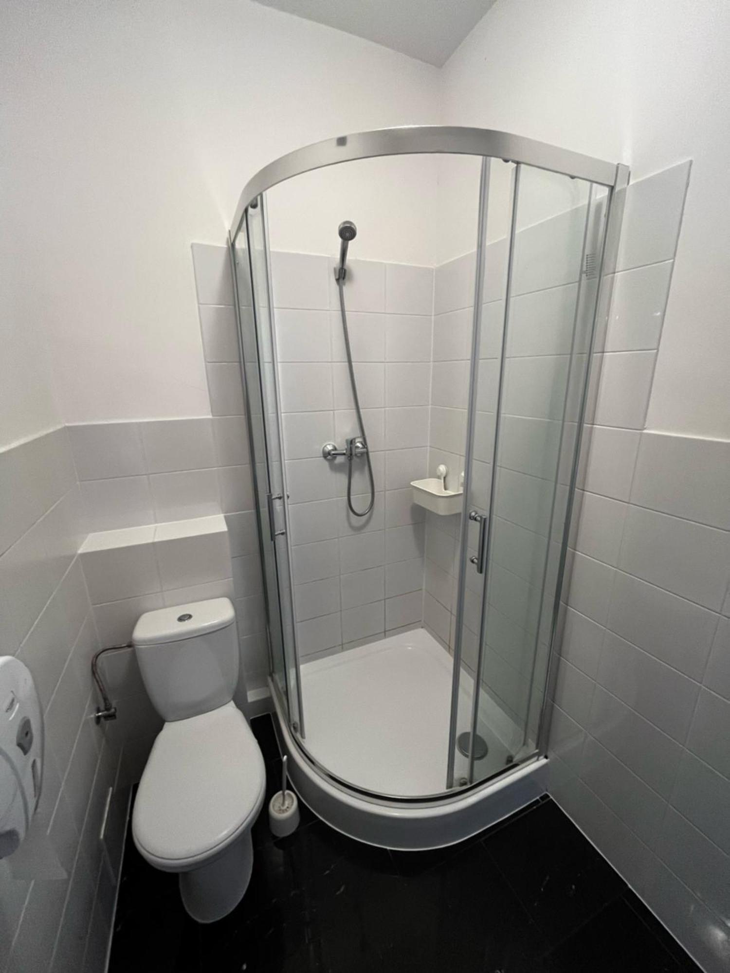 Hostel Demi Krakow Luaran gambar