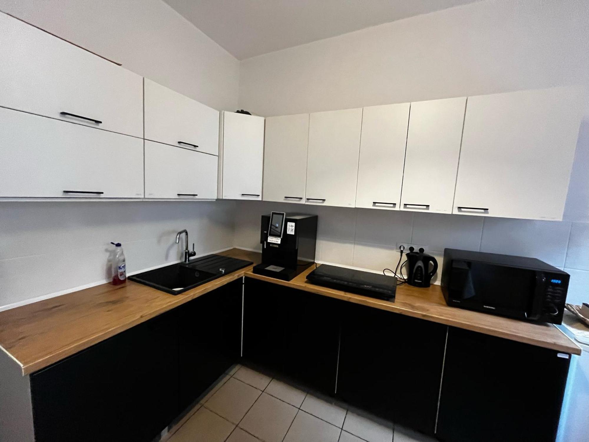 Hostel Demi Krakow Luaran gambar